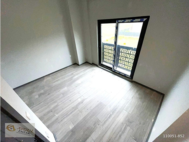 TEK YETKİLİ AYGÜLDEN EDREMİT YAYLA ÖNÜNDE 462 M2 ARSA İÇİNDE SIFIR OTOPARKLI 3+1 SATILIK İKİZVİLLA - Görsel 27