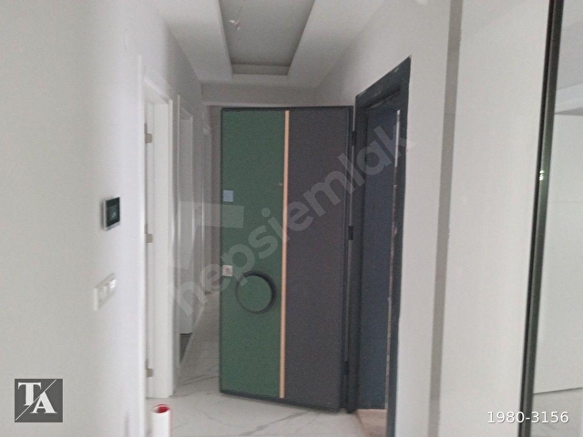 TA EMLAKTAN TORBALIDA SIFIR BİNADA OTOPARKLI 120 M2 KİRALIK - Görsel 4