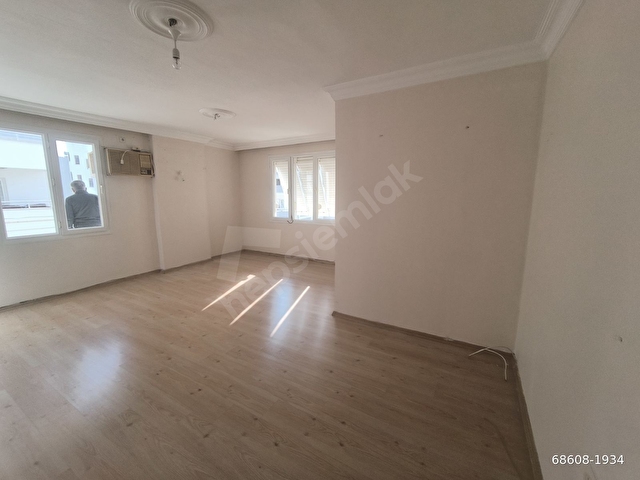 ASİLDEN TOROSTA DOĞALGAZ KOMBİLİ 3+1 ÇİFT BANYOLU YENİ BOYALI - Görsel 8