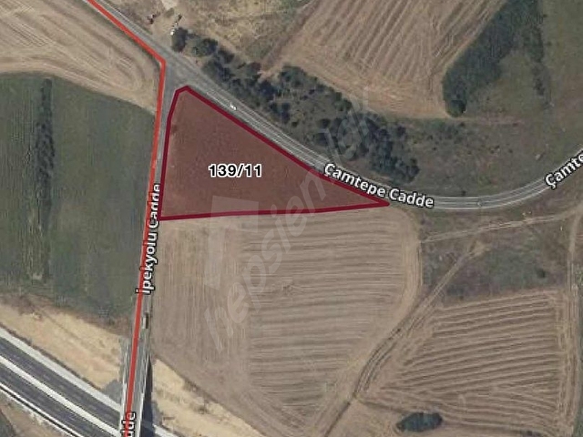 ACİLL HAYRABOLUNDA KÖŞE KONUMDA ANA YOLA 250M CEPHELİ 6.500m² - Görsel 15