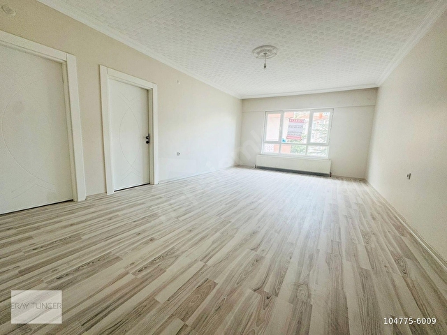 Aşık Veysel Mahallesinde Ön Cephe Full Yapılı 3+1 Kiralık Daire