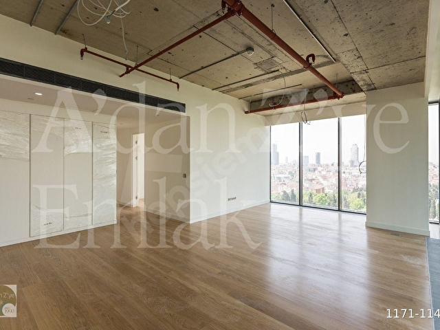 A-Z EMLAK  DAN ISTANBLOOM OFFICES 5 BÖLÜMLÜ KİRALIK OFİS KATI