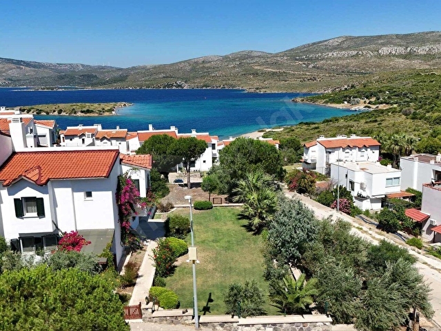 Çeşme Ildırı Günkent Sitesinde Deniz Manzaralı Özel Plaj ve Koy - Görsel 3