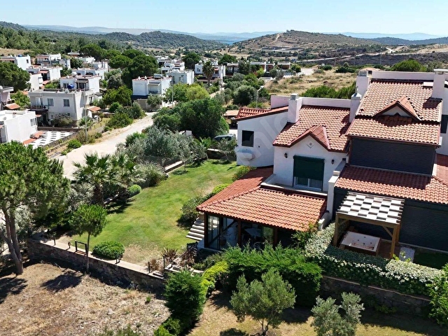 Çeşme Ildırı Günkent Sitesinde Deniz Manzaralı Özel Plaj ve Koy - Görsel 13