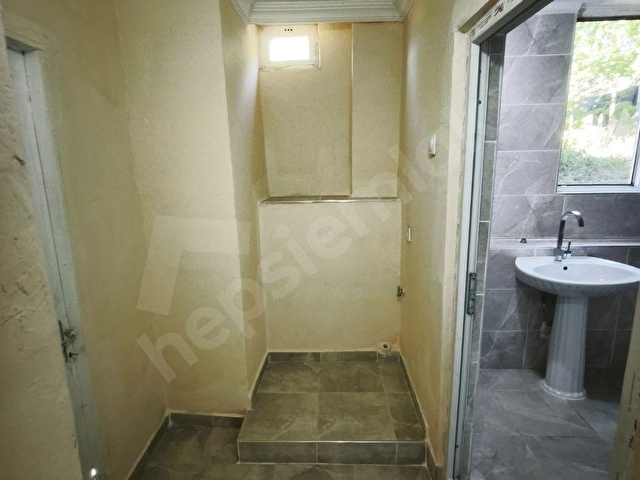 ZONGULDAK MERKEZ KARAELMAS MAHDE ÇARŞIYA YÜRÜME MESAFESİNDE İÇİ YENİ YAPILMIŞ KİRALIK 2+1 DAİRE - Görsel 15