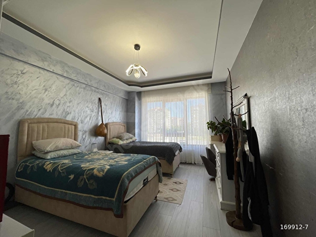 İLDEM CADDE ÜZERİ 3.5+1 ÖZEL YAPIM SATILIK LÜKS DAİRE EŞİ YOK - Görsel 19