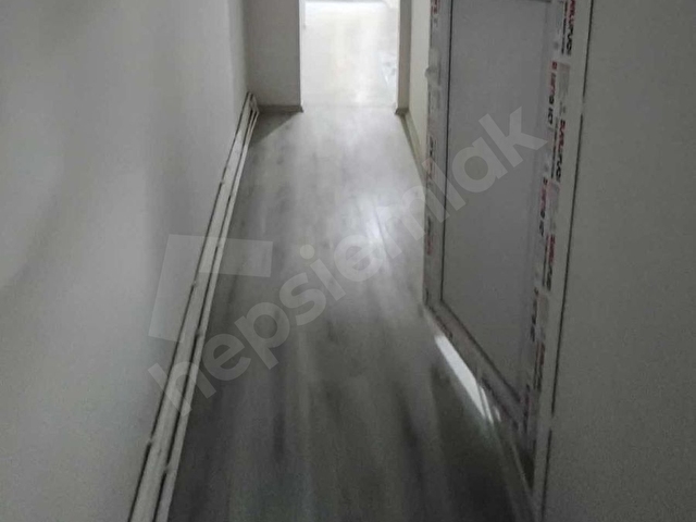 Beyoğlu Aynalıkavakta, Yenilenmiş Geniş 1+1 Satılık Daire - Görsel 12