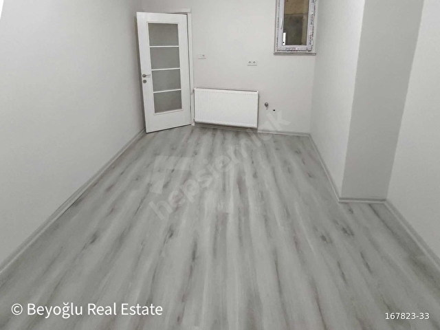 Beyoğlu Aynalıkavakta, Yenilenmiş Geniş 1+1 Satılık Daire - Görsel 17
