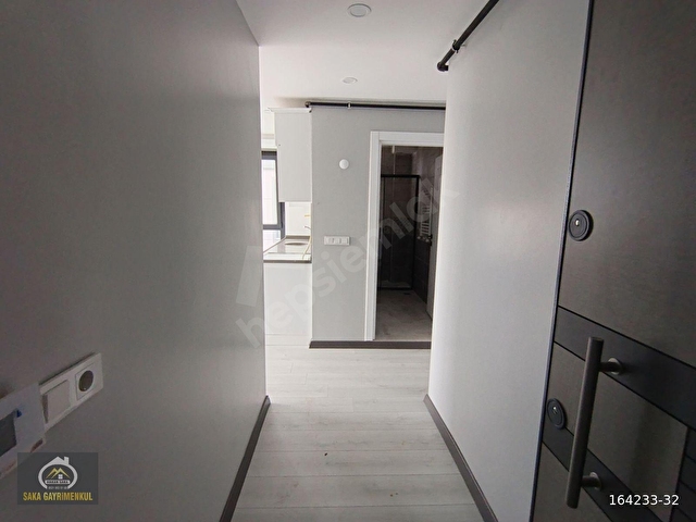 Denize 50mt mesafede Güney cephe iskanlı 1+1 Daire sıfır kombili - Görsel 19