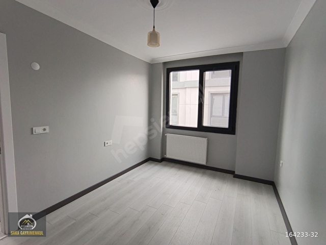 Denize 50mt mesafede Güney cephe iskanlı 1+1 Daire sıfır kombili - Görsel 9