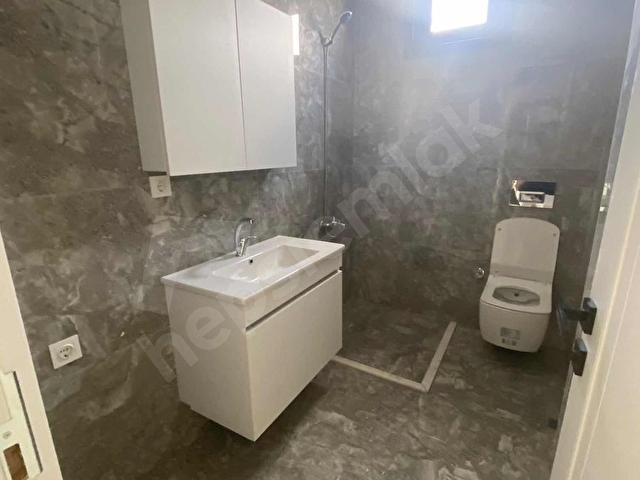 ALEMDAĞ İMC YAPI İŞMERKEZİNDE 85m² Kiralık OFİS-İŞYERİ... - Görsel 16