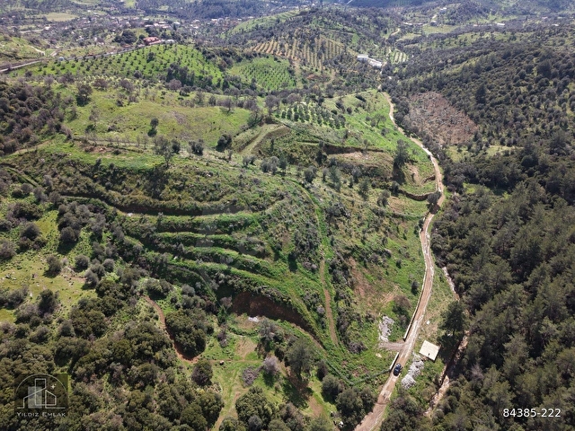 SEFERİHİSAR ORHANLIDA YOLA CEPHE 12.850 m² ELEKTRİK SU HAZIR - Görsel 10