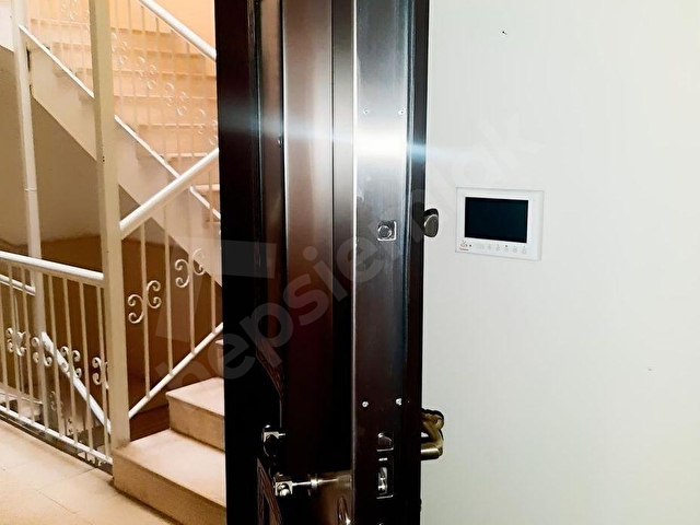 ANKARA HASTANESİNE YAKIN KAPALI OTOPARKLI MERKEZİKONUM 165 M 3+1 - Görsel 13
