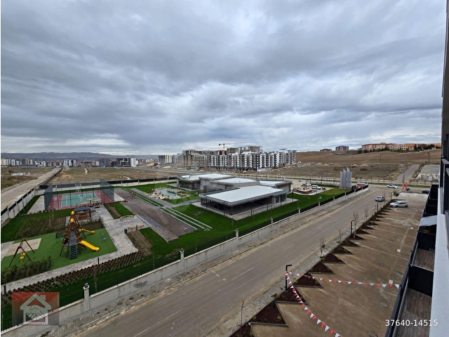LAGOMDA__PARK MANZARALI__ ACİL SATILIK__FIRSAT 3+1 DAİRE - Görsel 2