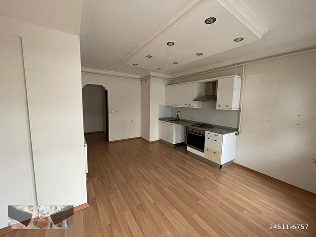 Buca Sirinyer Hurriyet Mh 2 1 85m2 Balkonlu Kiralik Daire 24511 6757 Hurriyet Emlak
