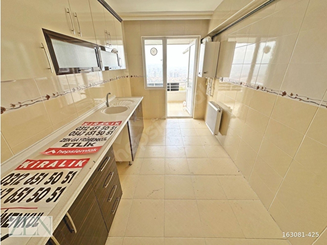 SANCAKTEPEDE GÜNEY CEPHE ŞEHİR MANZARALI ARAKAT GENİŞ 130M² 3+1 - Görsel 2
