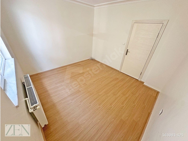 SANCAKTEPEDE GÜNEY CEPHE ŞEHİR MANZARALI ARAKAT GENİŞ 130M² 3+1 - Görsel 17