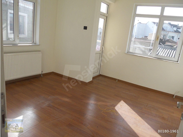 17 EYLÜL MAHALLESİ  ÇARŞI MERKEZE YAKIN  TADİLAT YAPILMIŞ 2+1 SATILIK DAİRE - Görsel 4