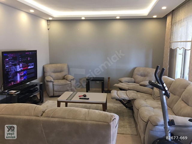 Uskudar Icadiye De Yesil Den 3 1 Kom Fulll Yapili Cift Balkon 82677 669 Hurriyet Emlak