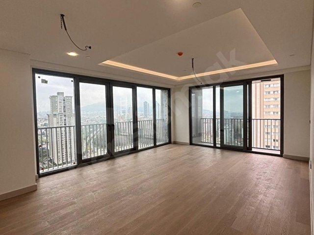 ATAŞEHİR MODERNDE 15.KAT ÇİFT CEPHELİ 3+1 DENİZ MANZARALI DAİRE - Görsel 4
