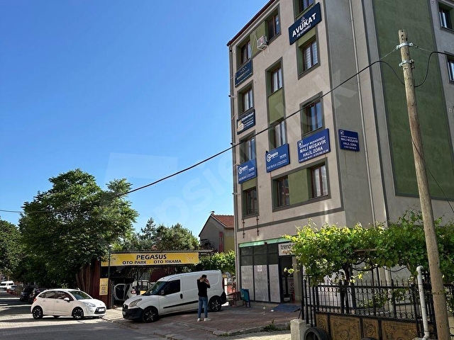 Uşak, Şehir Merkezi,Durak Özgöbek Otel Arası Lüks   sıfır esyalı 1+1 Apart - Görsel 28
