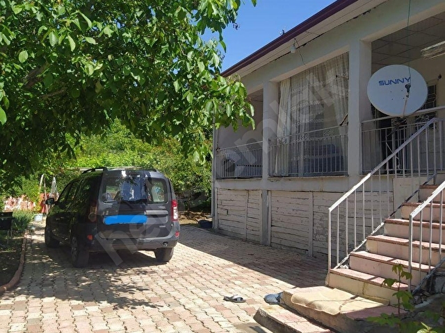 SATILIK BAHÇELİ EV - Görsel 3