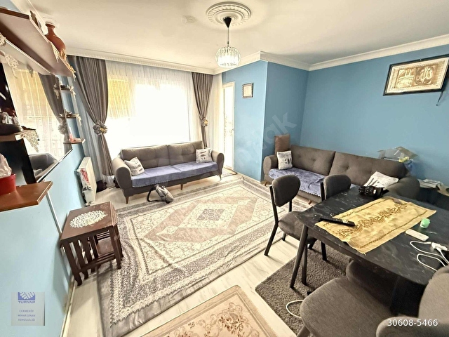 ÇEKMEKÖYDE ACİL SATILIK İSKANLI ASANSÖRLÜ 2+1 ARAKAT DAİRE - Görsel 4