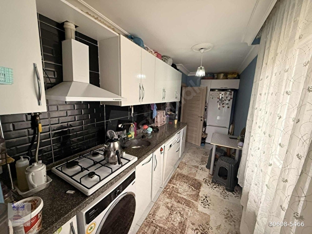 ÇEKMEKÖYDE ACİL SATILIK İSKANLI ASANSÖRLÜ 2+1 ARAKAT DAİRE - Görsel 19