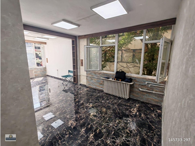 Kızılay Yüksel Caddesi Yapılı Temiz Kiralık 1+1 Ofis, İş Yeri