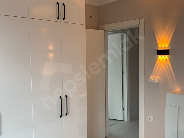 KADIKÖY YELDEĞİRMENİNDE LÜKS KÖŞE BOŞ OTOPARKLI SATILIK DAİRE - Görsel 18