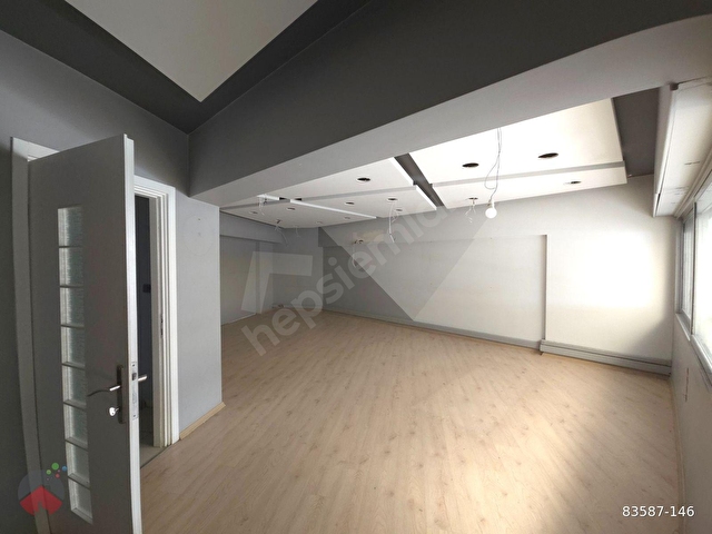 İzmir Gıda Çarşısında 3 Katlı 270 m2 Net Kiralık Dükkan - Görsel 5