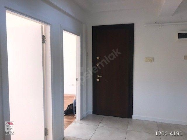 ZİNCİRLİKUYUDA 120 M2 BAKIMLI 4+1 OFİS KATI - Görsel 21