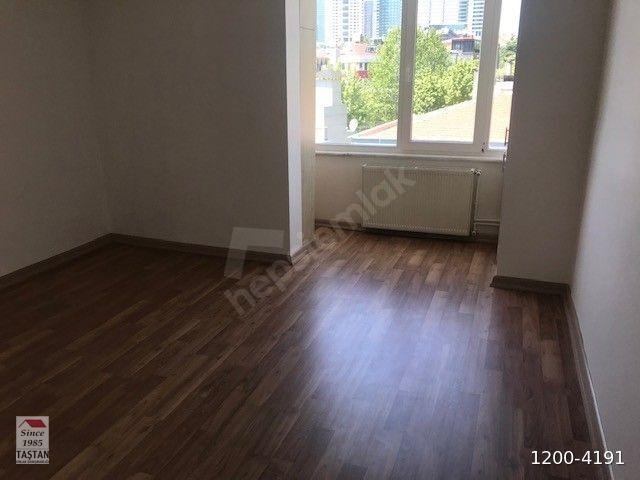 ZİNCİRLİKUYUDA 120 M2 BAKIMLI 4+1 OFİS KATI - Görsel 22