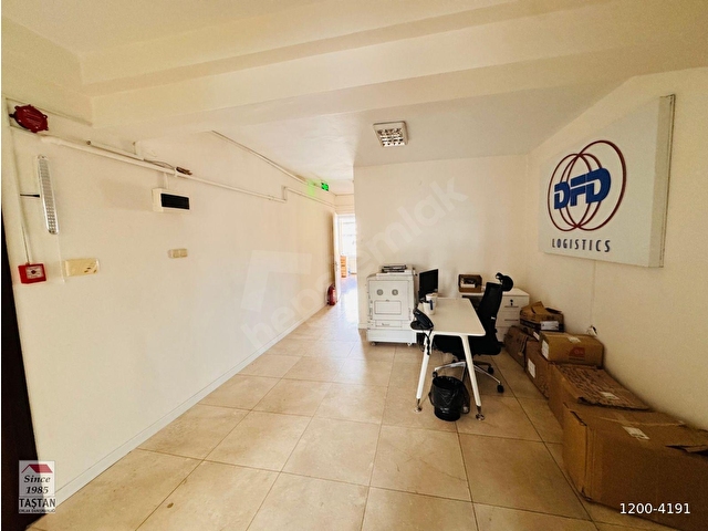 ZİNCİRLİKUYUDA 120 M2 BAKIMLI 4+1 OFİS KATI - Görsel 8