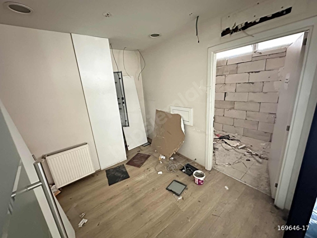 BAHÇELİEVLER BAĞCILAR CADDESİNDE KİRALIK 418M2 DÜKKAN MAĞAZA - Görsel 16
