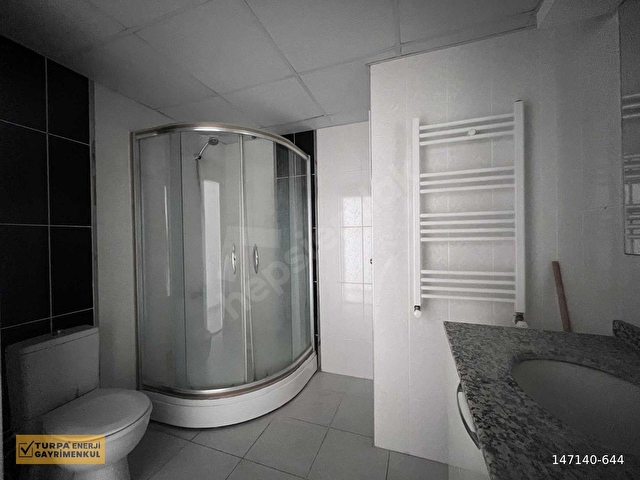 Çiğlide Merkezi Konumda, Ebeveyn Banyolu 2+1 Kiralık - Görsel 21