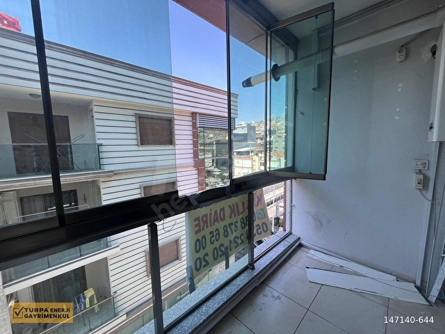 Çiğlide Merkezi Konumda, Ebeveyn Banyolu 2+1 Kiralık - Görsel 25