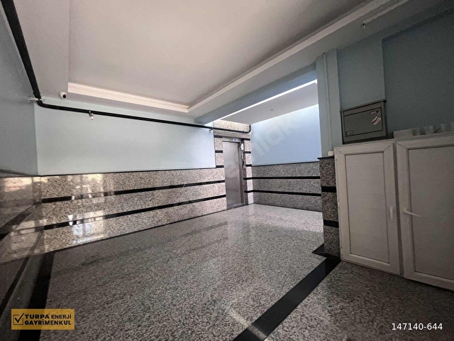 Çiğlide Merkezi Konumda, Ebeveyn Banyolu 2+1 Kiralık - Görsel 3