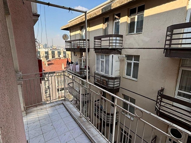 Kızılay Sümer 1 Sokakta - Ön Cephe Tabela Değerli - Katta Asansörlü Bakımlı 3+1 Kiralık Büro - Görsel 4