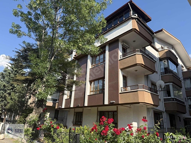 KUZEYDEN KISMİ EŞYALI BAHÇE KAT CADDE YAKINI GENİŞ 3+1 DAİRE - Görsel 2