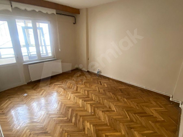 SAHİLDE, DENİZ MANZARALI, OFİS VE DAİREYE UYGUN 1.KAT, 3+1 DAİRE - Görsel 9