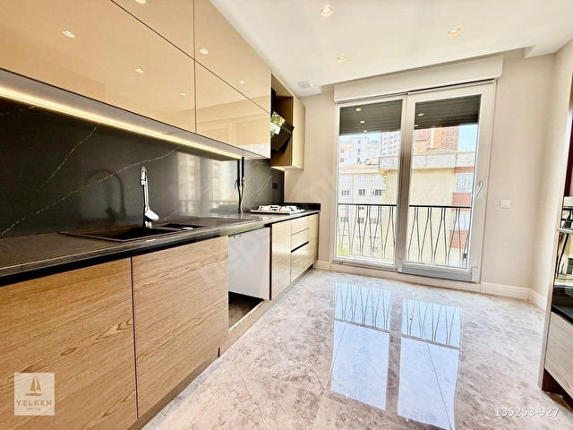 KALAMIŞDA 135m2 3+1 EBEVEYN BANYOLU BALKONLU SIFIR