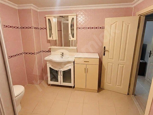 YEŞİLOVADA SATILIK BAHÇEKAT 80m2 1+1 BAHÇELİ METROBÜS DİBİ - Görsel 3