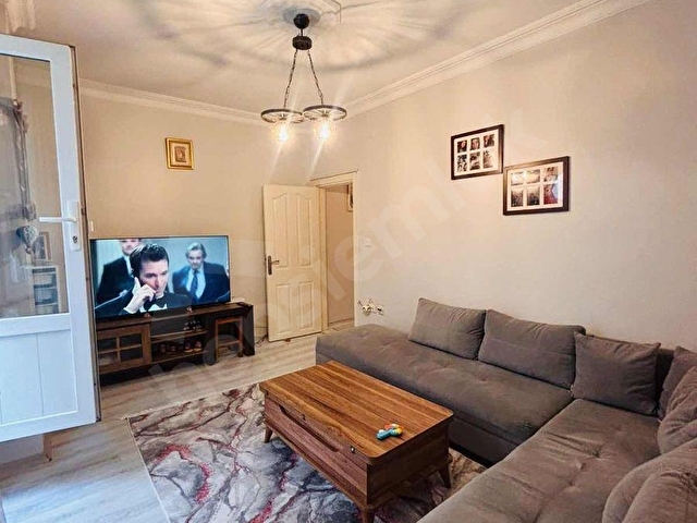YEŞİLOVADA SATILIK BAHÇEKAT 80m2 1+1 BAHÇELİ METROBÜS DİBİ