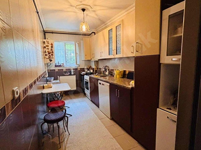 YEŞİLOVADA SATILIK BAHÇEKAT 80m2 1+1 BAHÇELİ METROBÜS DİBİ - Görsel 8