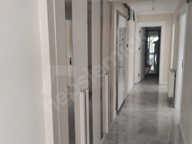 Y.BAHÇELİEVLERDE YENİ  SIFIR BİNADA  KATTA ÖN CEPHE ASANSÖRLÜ 3+1KİRALIK DAİRE - Görsel 13