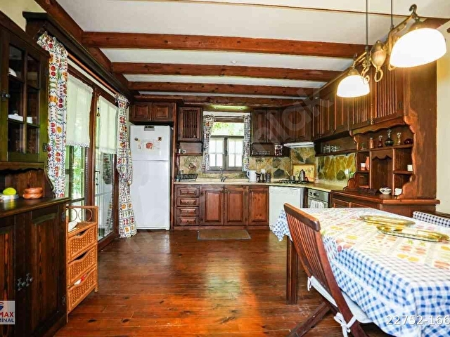 REMAX OYA DOĞAN SAPANCA CEVİZLİ EVLERİ 4+1 SATILIK VİLLA - Görsel 17