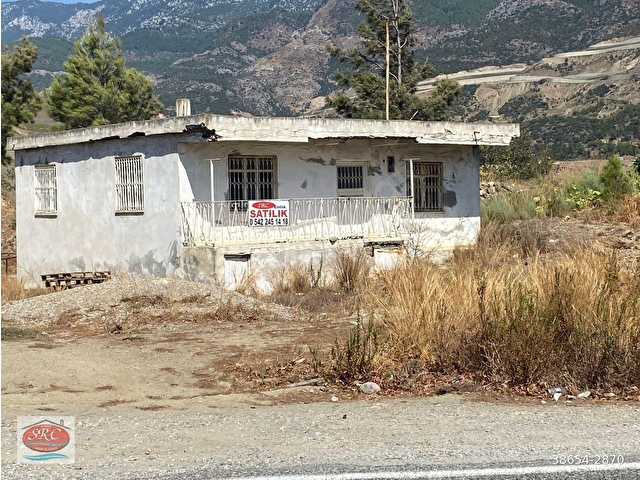 Anamur Ermenek Yoluna Cepheli Satılık Ev ve Tarla - Görsel 9
