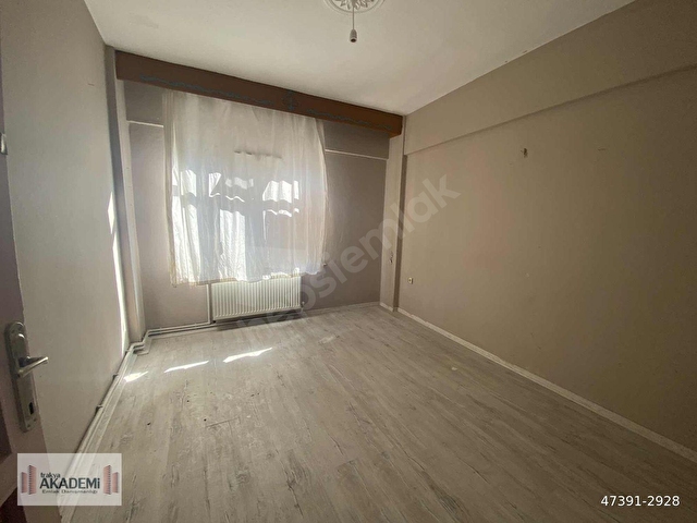 ÇORLU HEYKELDE ANA CADDE ÜSTÜNDE KİRALIK OFİS/BÜRO - Görsel 8