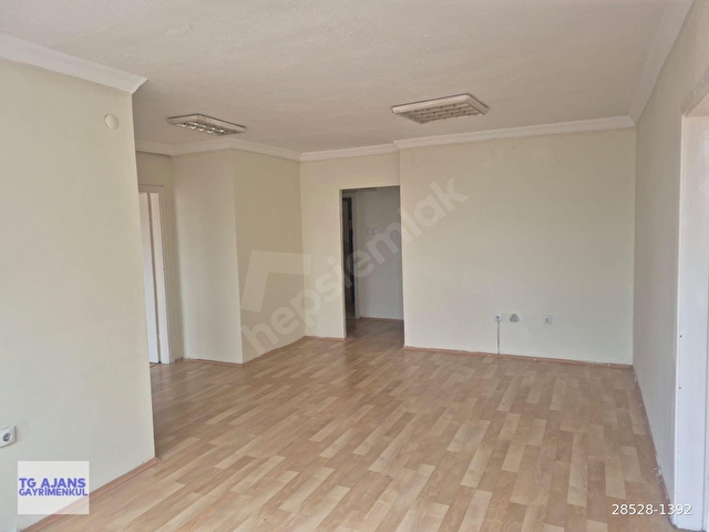 İZMİR CADDESİ 2+1 TEMİZ BAKIMLI ÖN CEPHE ASANSÖRLÜ KİRALIK - Görsel 11